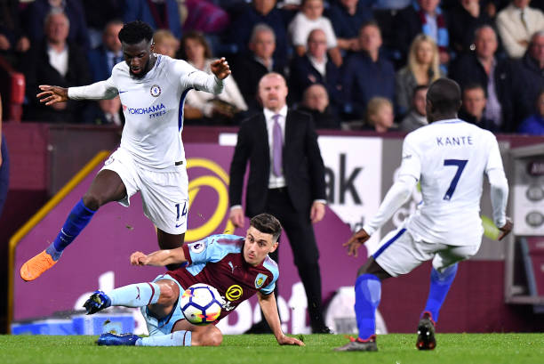 无论赛场形 无论赛场形